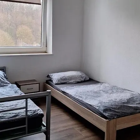 Apartment Ganze In Mit Balkon 4 Gaeste